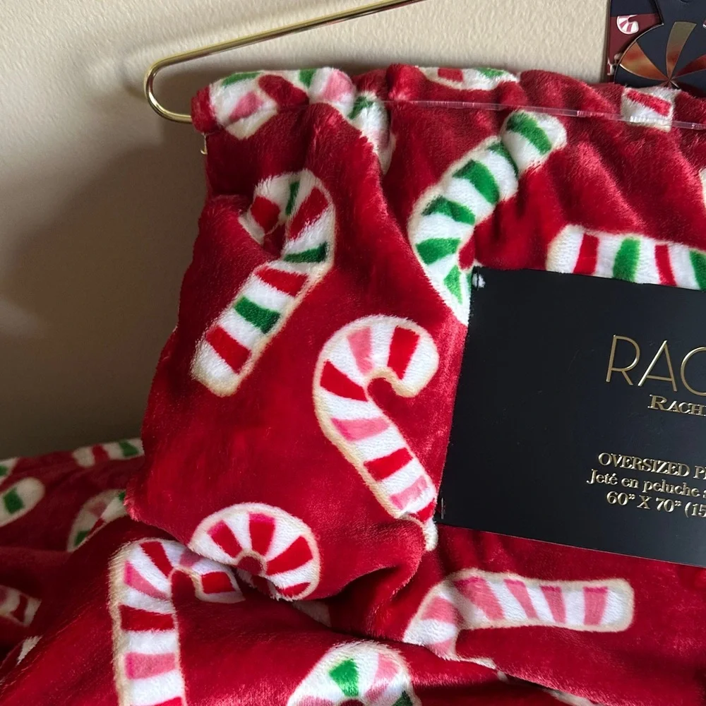 RACHEL Rachel Roy Oversized Plush Throw Red Candy Cane Holiday Christmas NEW!
